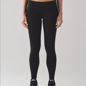 Black Lululemon legging
